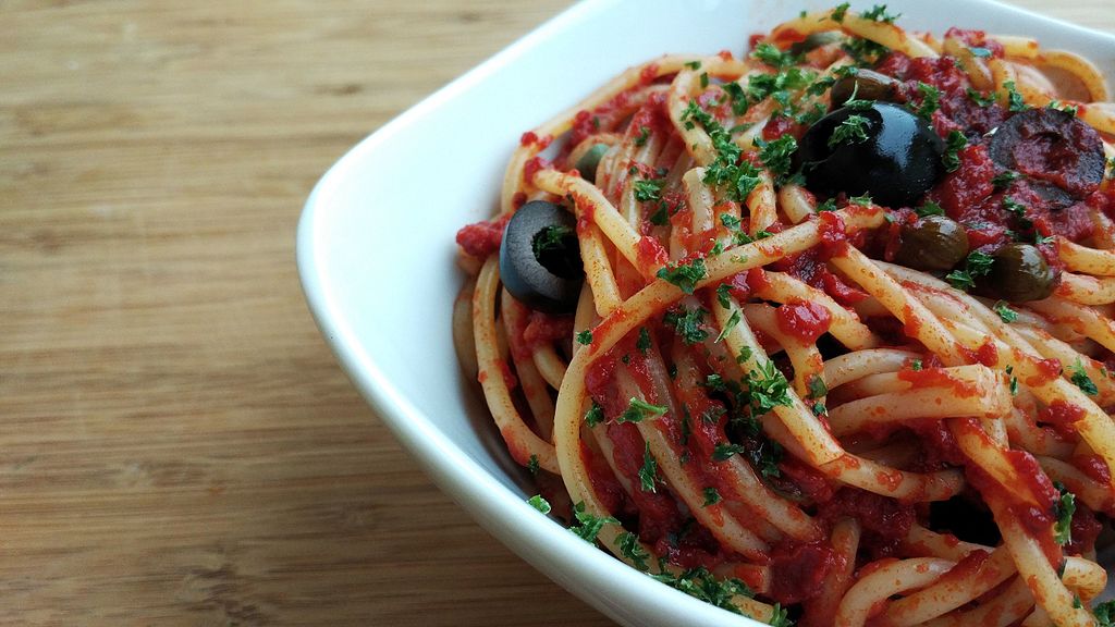 Is your web content like spaghetti — all tangled and full of confusing navigation loops? 🍝